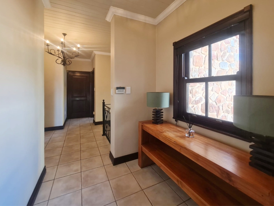 To Let 3 Bedroom Property for Rent in Estate D Afrique North West